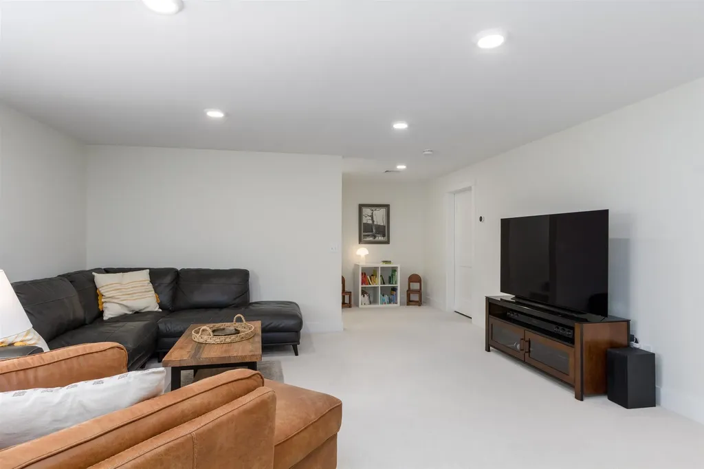 191 Caspian Lane Shelburne VT 05482