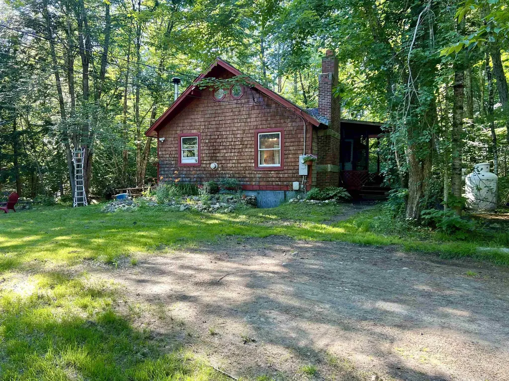 2 Washington Court Barnstead NH 03225