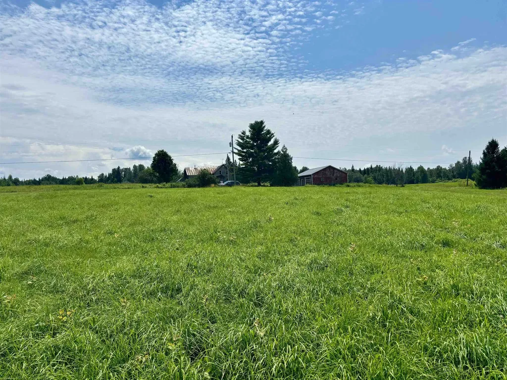 520 Prairie Road Holland VT 05830