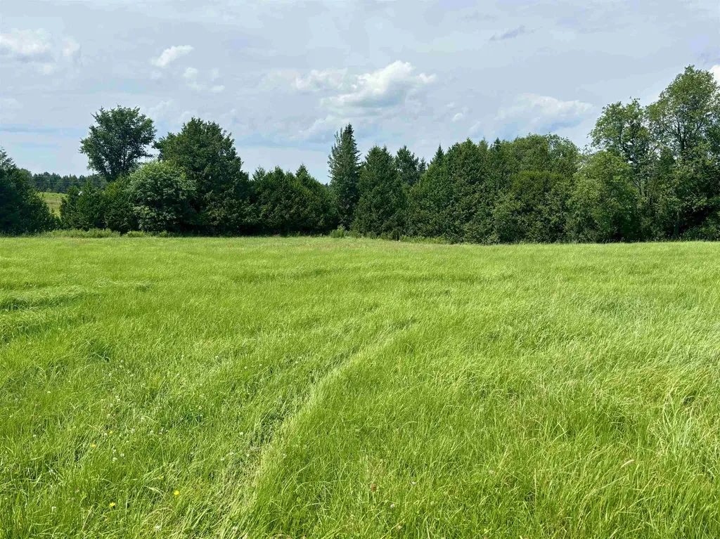 520 Prairie Road Holland VT 05830