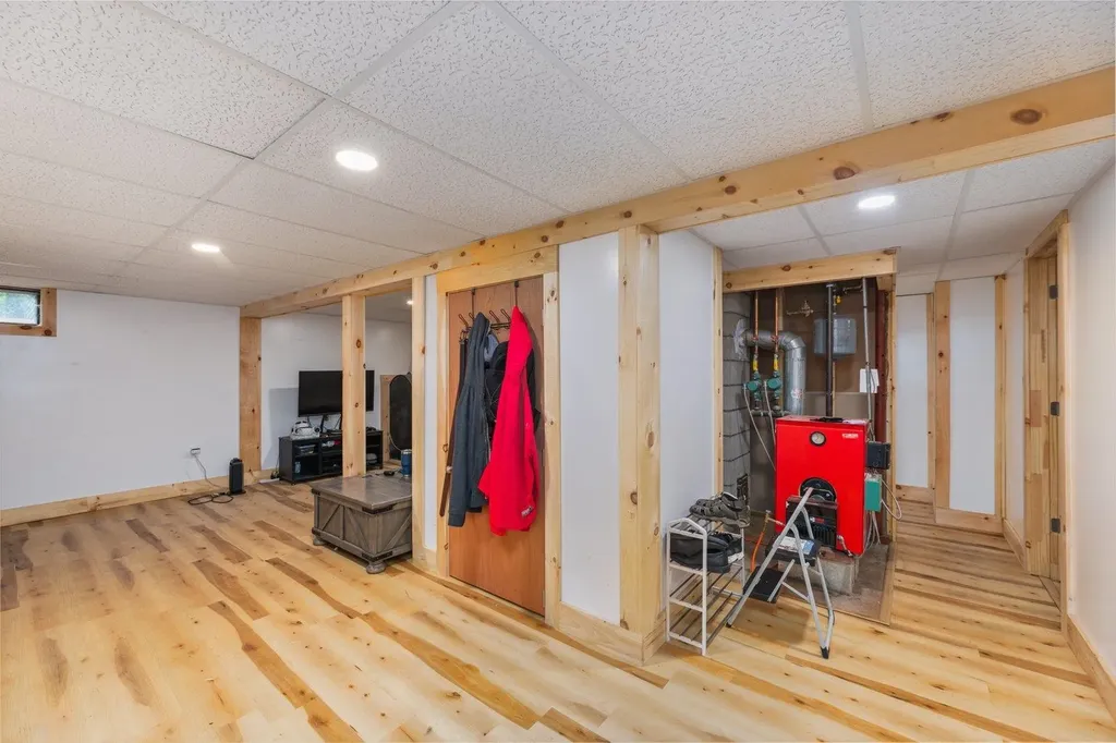 1299 Forest Road Greenfield NH 03047