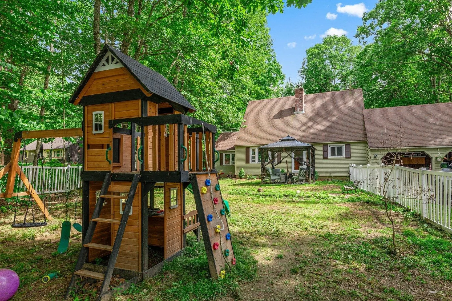 1299 Forest Road Greenfield NH 03047
