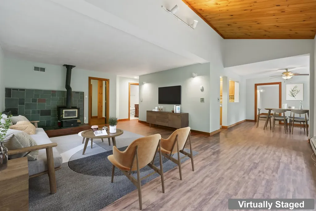 11 Spencer Lane Lee NH 03861