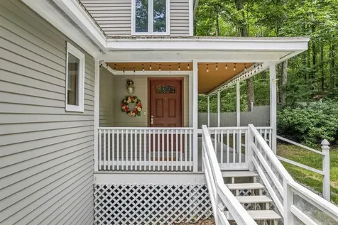 11 Spencer Lane Lee NH 03861