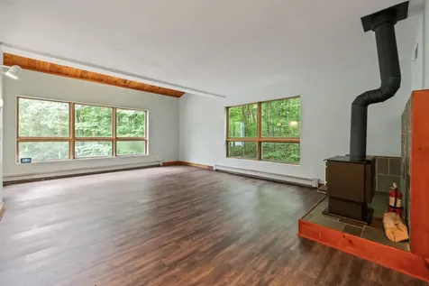 11 Spencer Lane Lee NH 03861