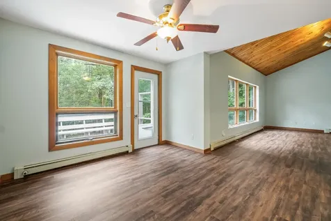11 Spencer Lane Lee NH 03861