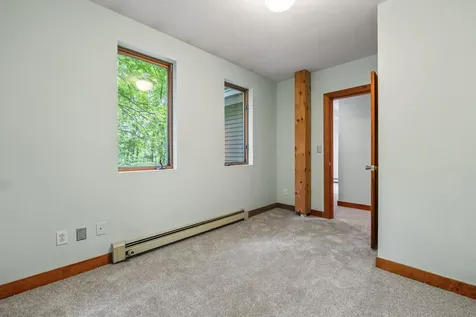 11 Spencer Lane Lee NH 03861