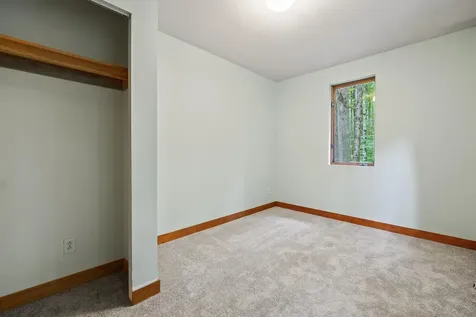 11 Spencer Lane Lee NH 03861