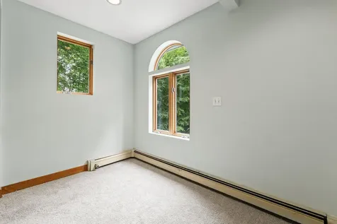 11 Spencer Lane Lee NH 03861