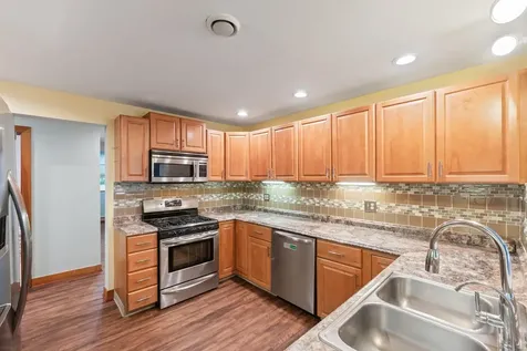 11 Spencer Lane Lee NH 03861