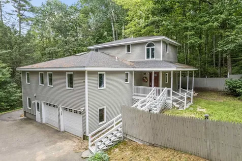 11 Spencer Lane Lee NH 03861