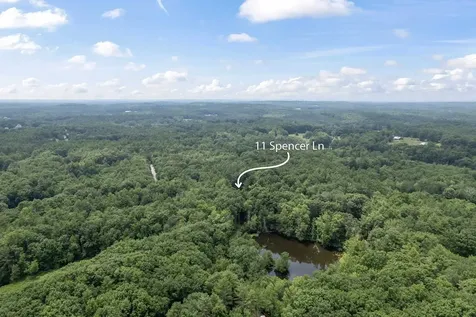 11 Spencer Lane Lee NH 03861