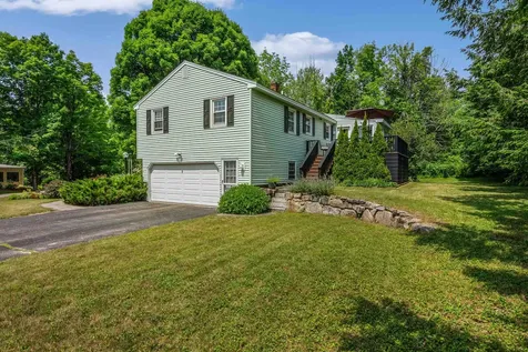7 Prescott Lane New London NH 03257