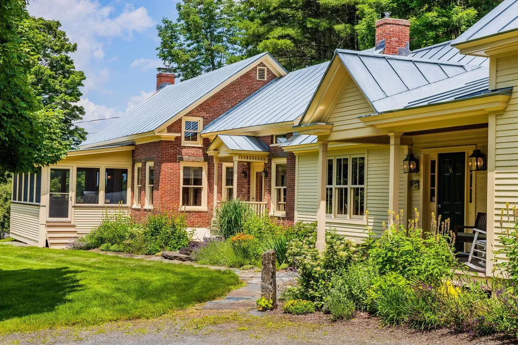 325 Whitney Road Sharon VT 05065
