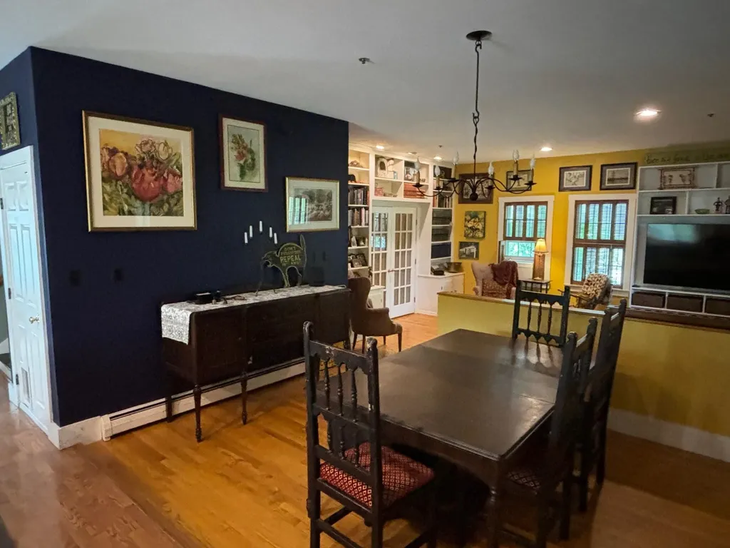 27 Cushing Street Dover NH 03820