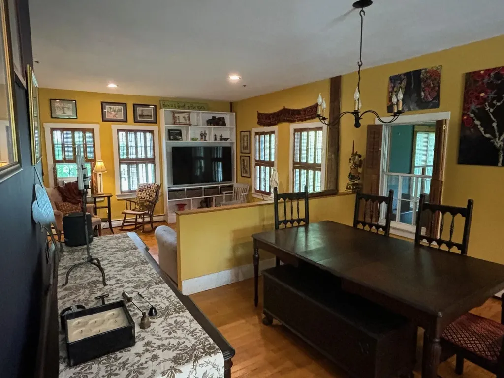 27 Cushing Street Dover NH 03820
