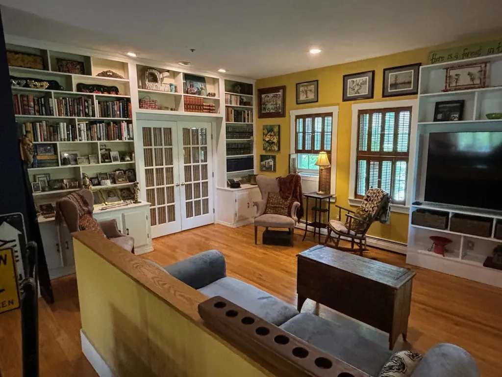 27 Cushing Street Dover NH 03820