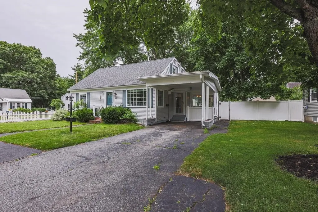 131 Bernard Street Manchester NH 03102-0000