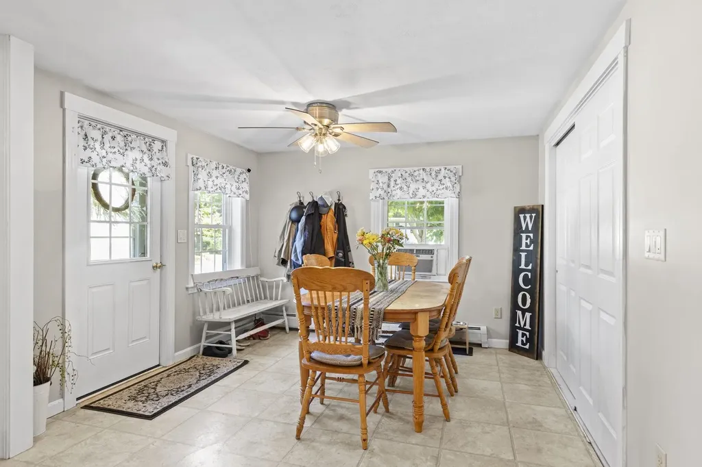 7 Tilton Avenue Exeter NH 03833