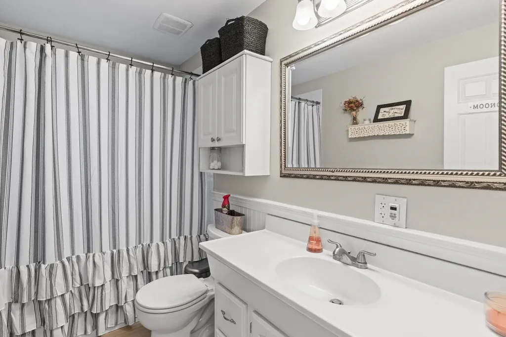 7 Tilton Avenue Exeter NH 03833
