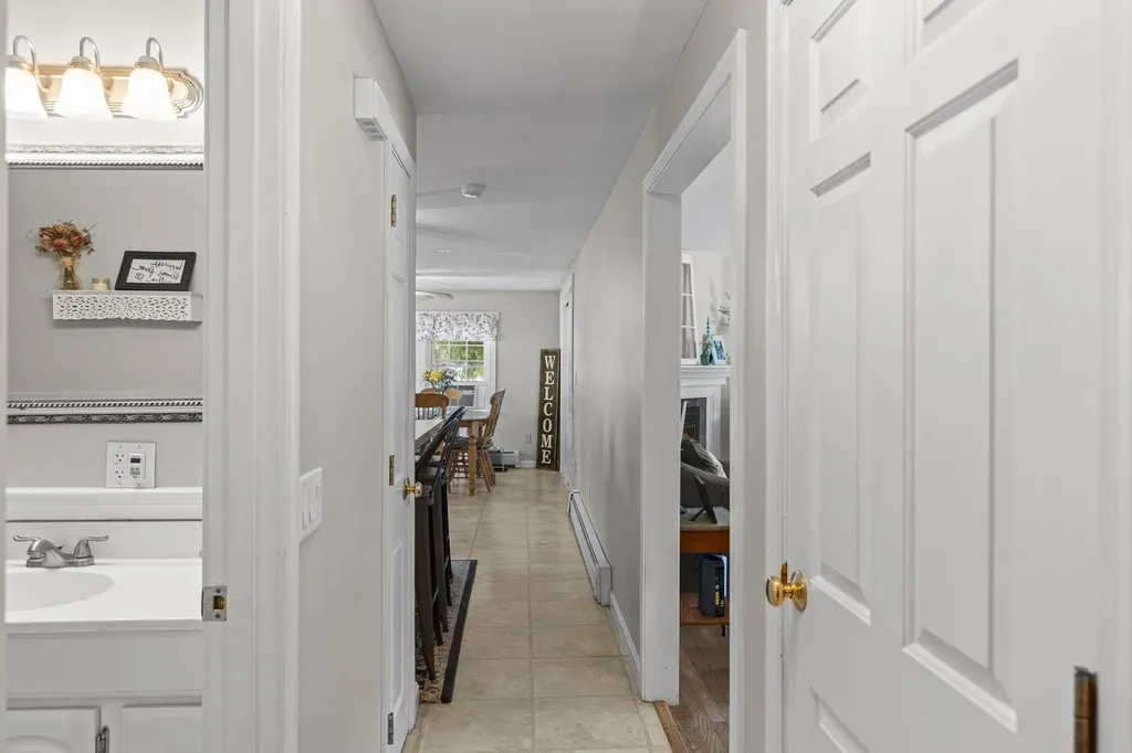 7 Tilton Avenue Exeter NH 03833