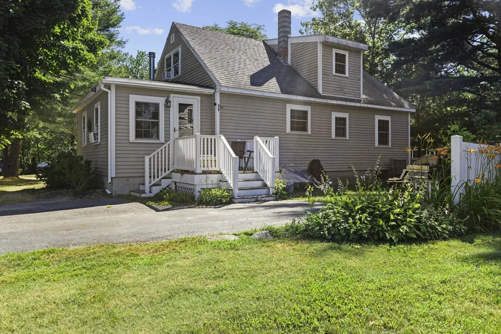 7 Tilton Avenue Exeter NH 03833
