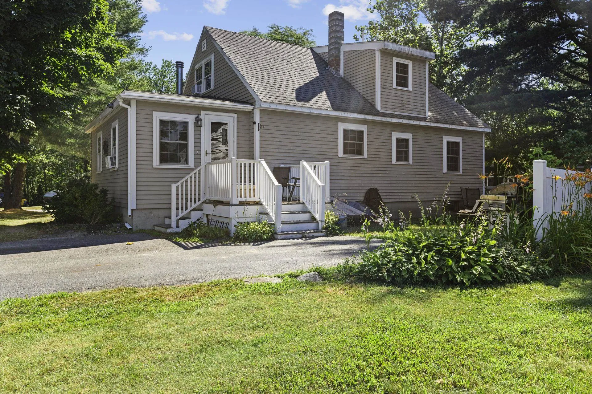 7 Tilton Avenue Exeter NH 03833