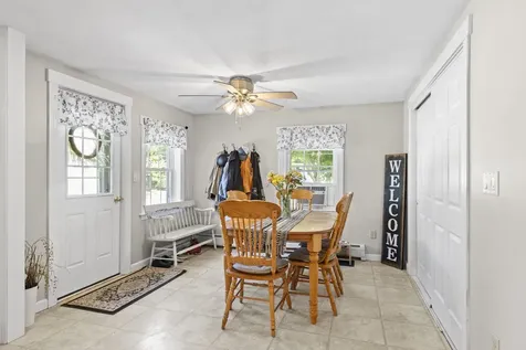 7 Tilton Avenue Exeter NH 03833