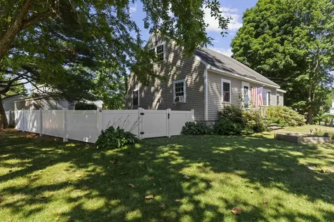 7 Tilton Avenue Exeter NH 03833