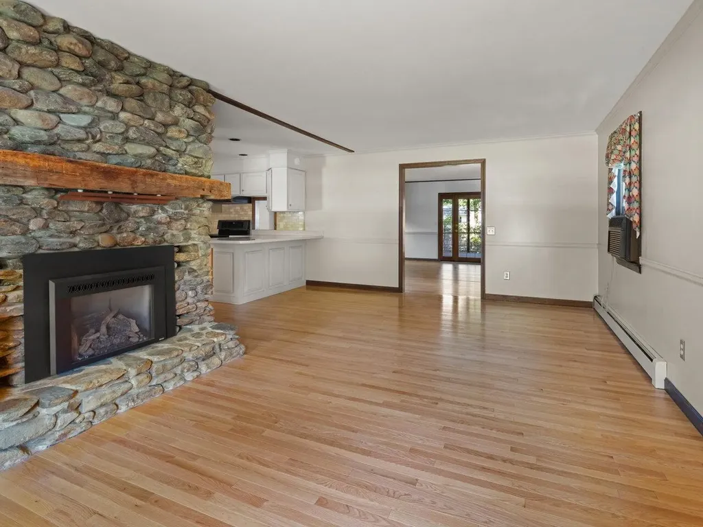94 Robin Road Colchester VT 05446