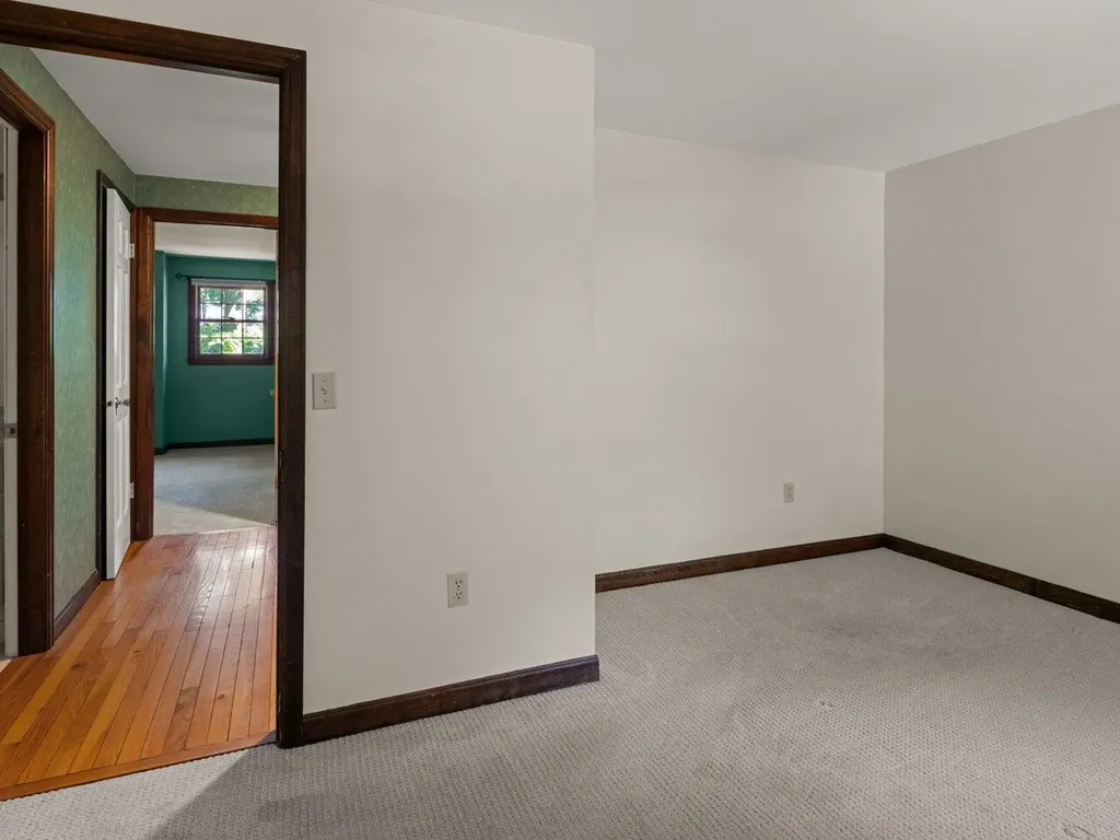 94 Robin Road Colchester VT 05446
