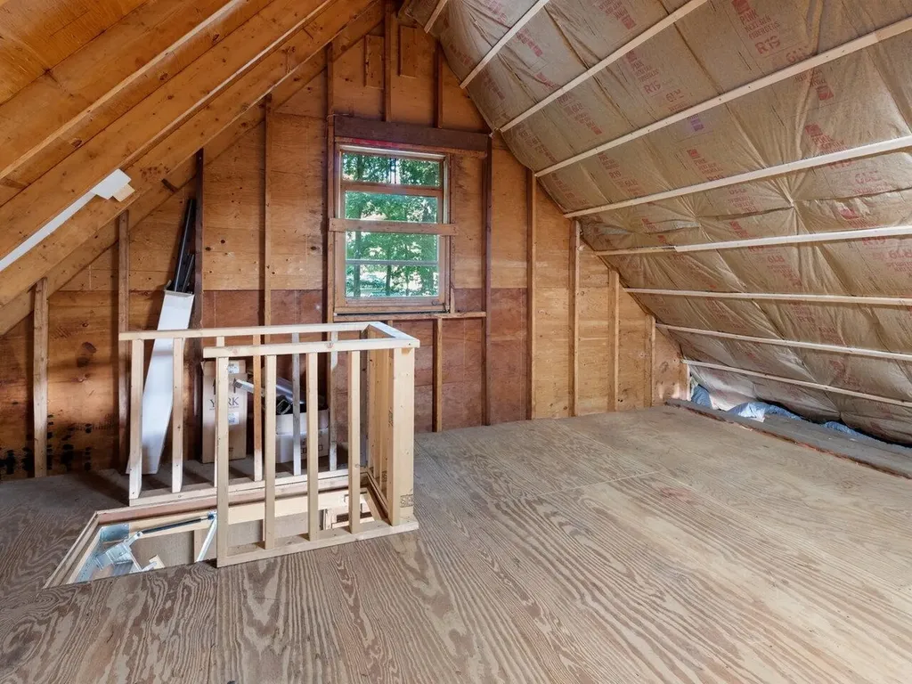 94 Robin Road Colchester VT 05446