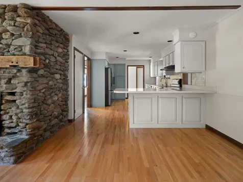 94 Robin Road Colchester VT 05446