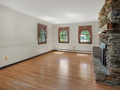 94 Robin Road Colchester VT 05446
