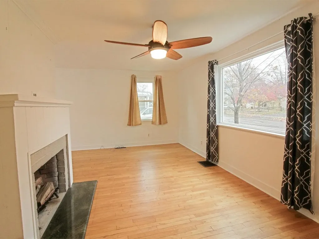 48 Woodlawn Road Burlington VT 05408