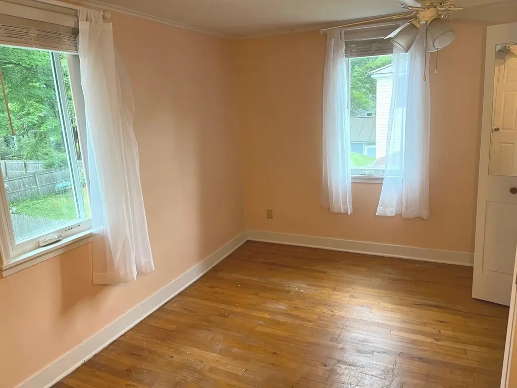 48 Woodlawn Road Burlington VT 05408