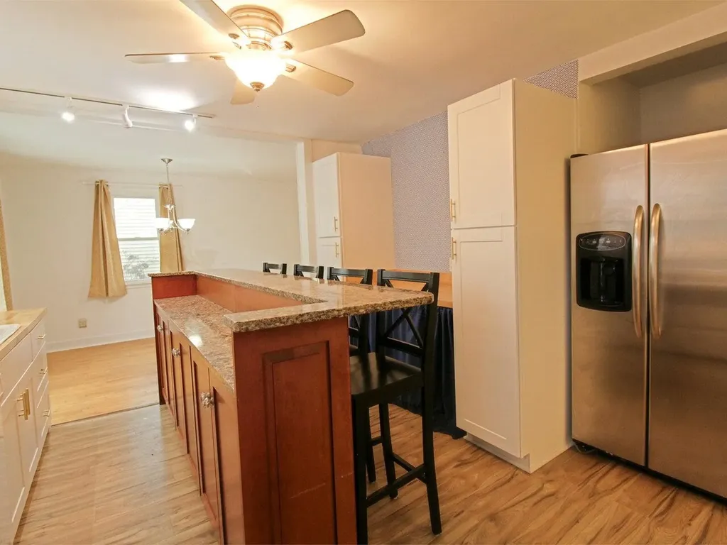 48 Woodlawn Road Burlington VT 05408