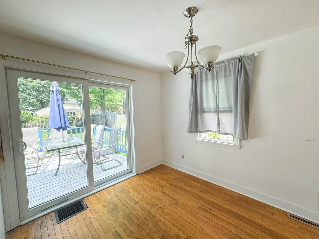 48 Woodlawn Road Burlington VT 05408