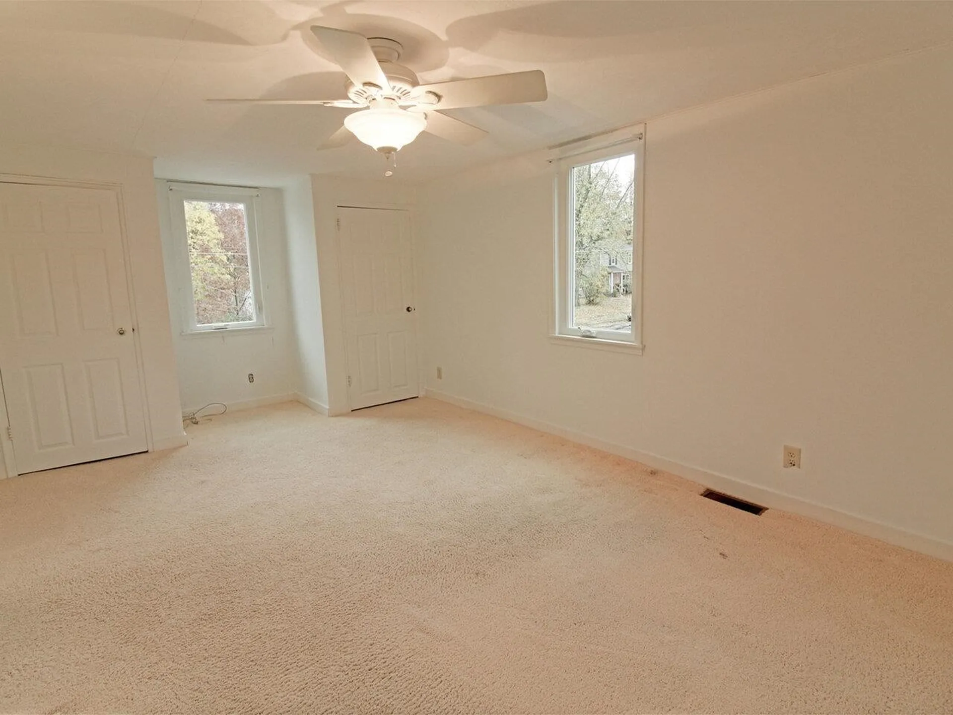 48 Woodlawn Road Burlington VT 05408