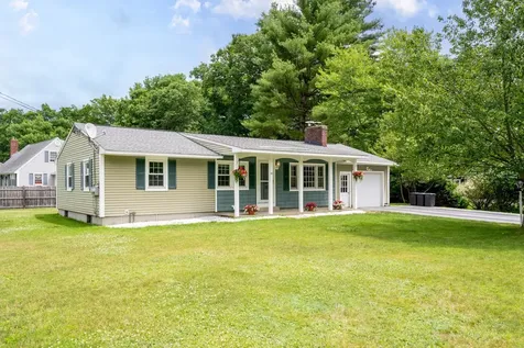 14 Edgewood Avenue Merrimack NH 03054