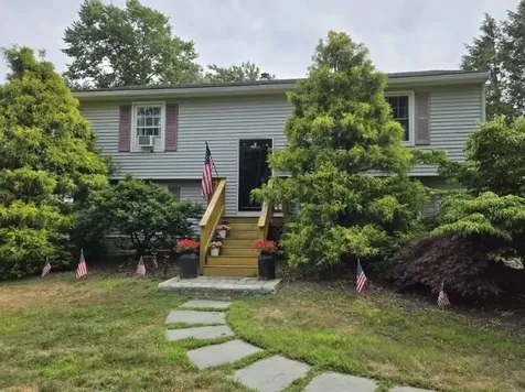 28 Rocks Road Seabrook NH 03874
