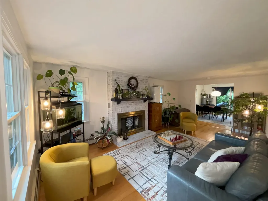 69 Joy Drive South Burlington VT 05403