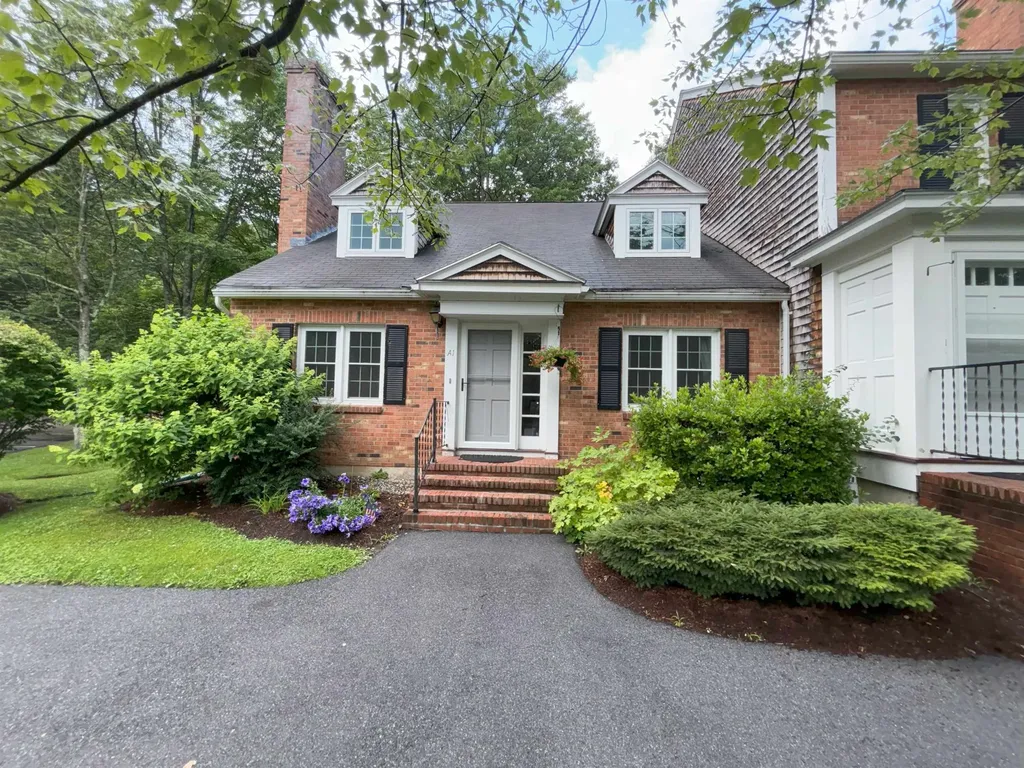 69 Joy Drive South Burlington VT 05403