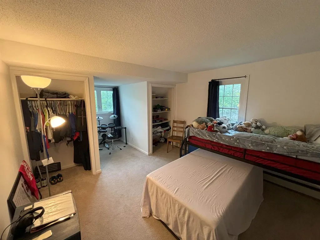 69 Joy Drive South Burlington VT 05403