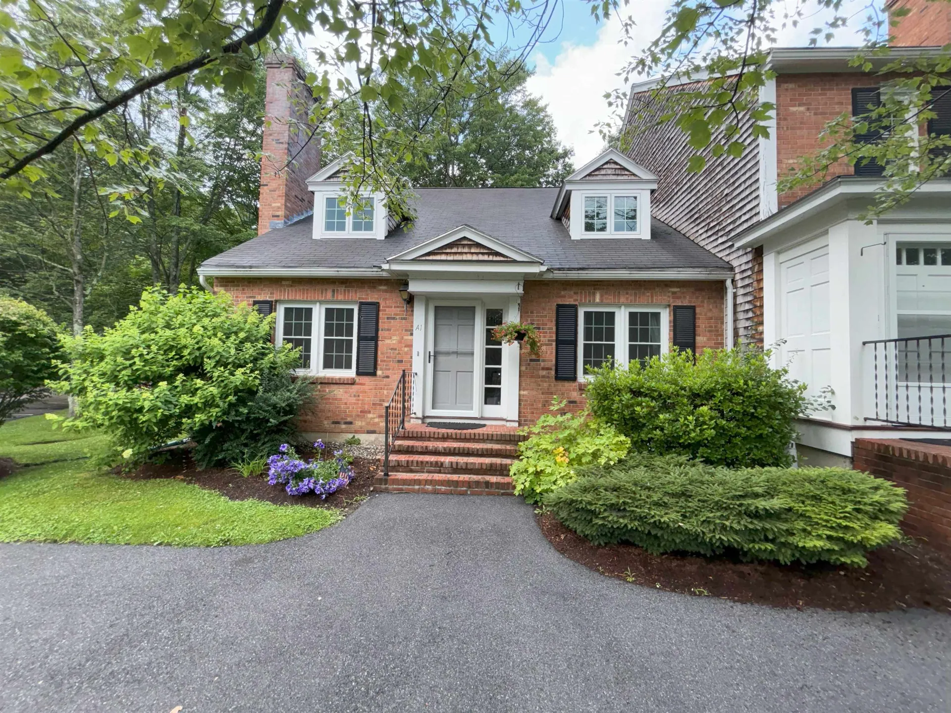 69 Joy Drive South Burlington VT 05403