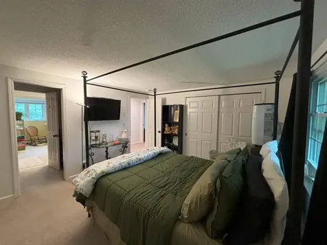 69 Joy Drive South Burlington VT 05403