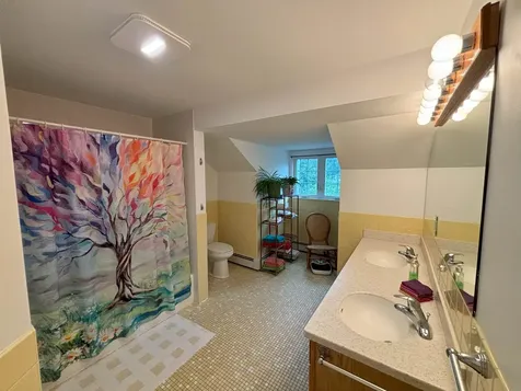 69 Joy Drive South Burlington VT 05403