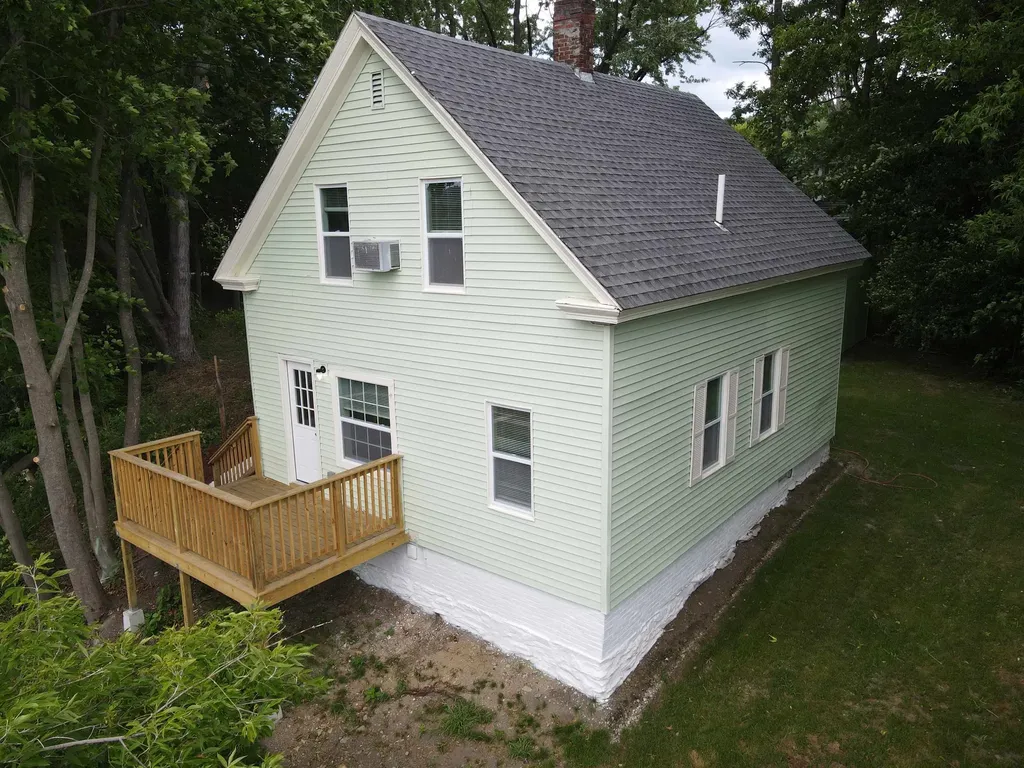 4 Maynard Street Claremont NH 03743