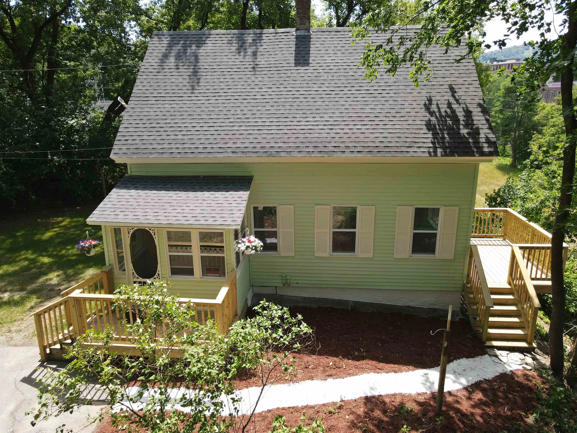 4 Maynard Street Claremont NH 03743