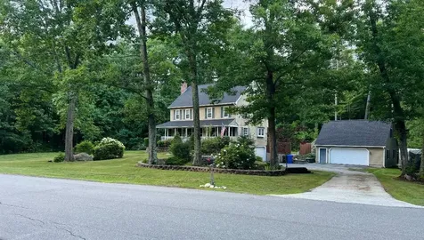 34 Lawson Farm Road Londonderry NH 03053